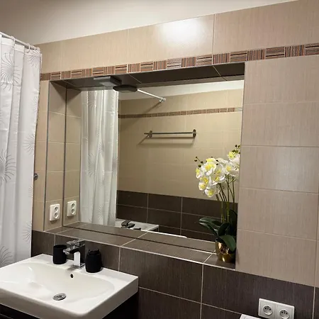 - Cernice Apartament