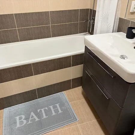 - Cernice Appartement