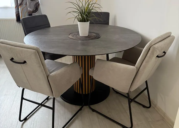 - Cernice Appartement